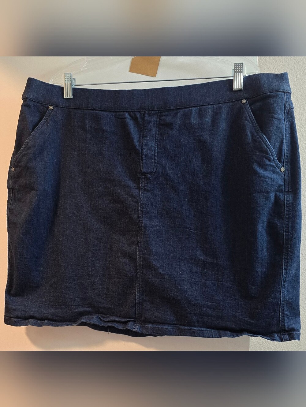 109 Intro Love The Fit - Dark Indigo Denim Skort with Pockets